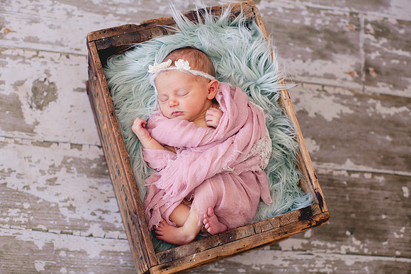 Addison Newborn Portraits (10)
