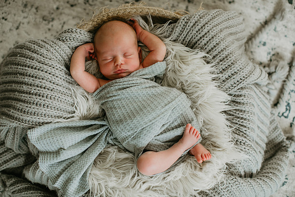 Baby Emmitt Newborn Portraits (4 of 123)