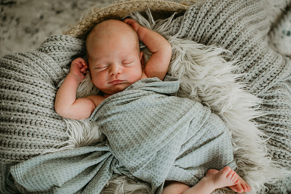 Baby Emmitt Newborn Portraits (9 of 123)