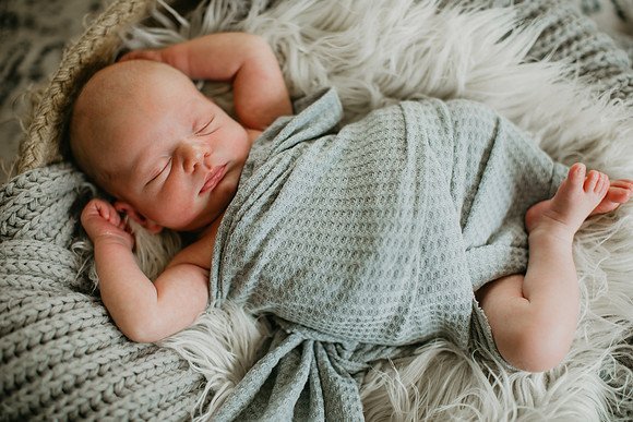 Baby Emmitt Newborn Portraits (6 of 123)