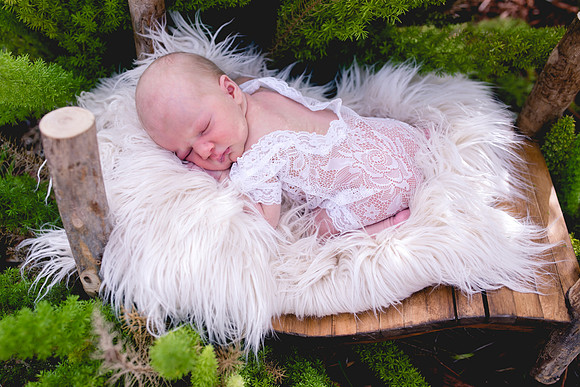 Molly Newborn Portraits (19 of 69)