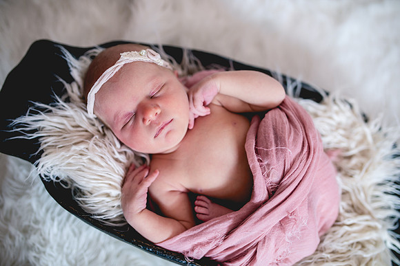 Molly Newborn Portraits (17 of 69)