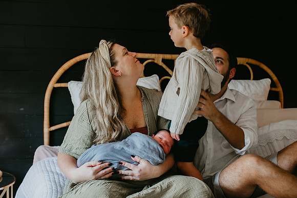 Levi Newborn Portraits (7 of 137)