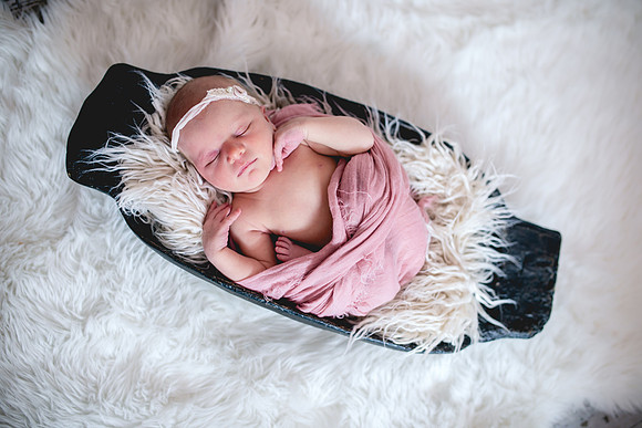 Molly Newborn Portraits (16 of 69)