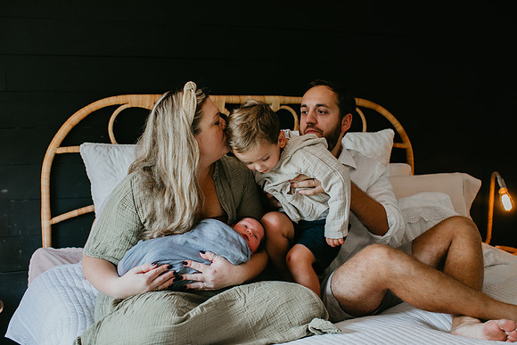 Levi Newborn Portraits (6 of 137)
