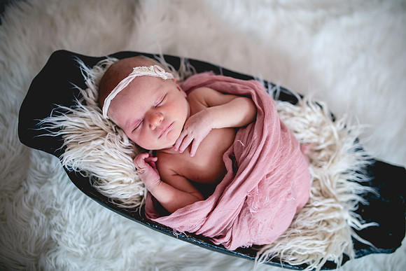 Molly Newborn Portraits (18 of 69)